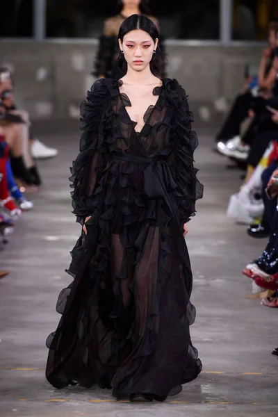 Look 75